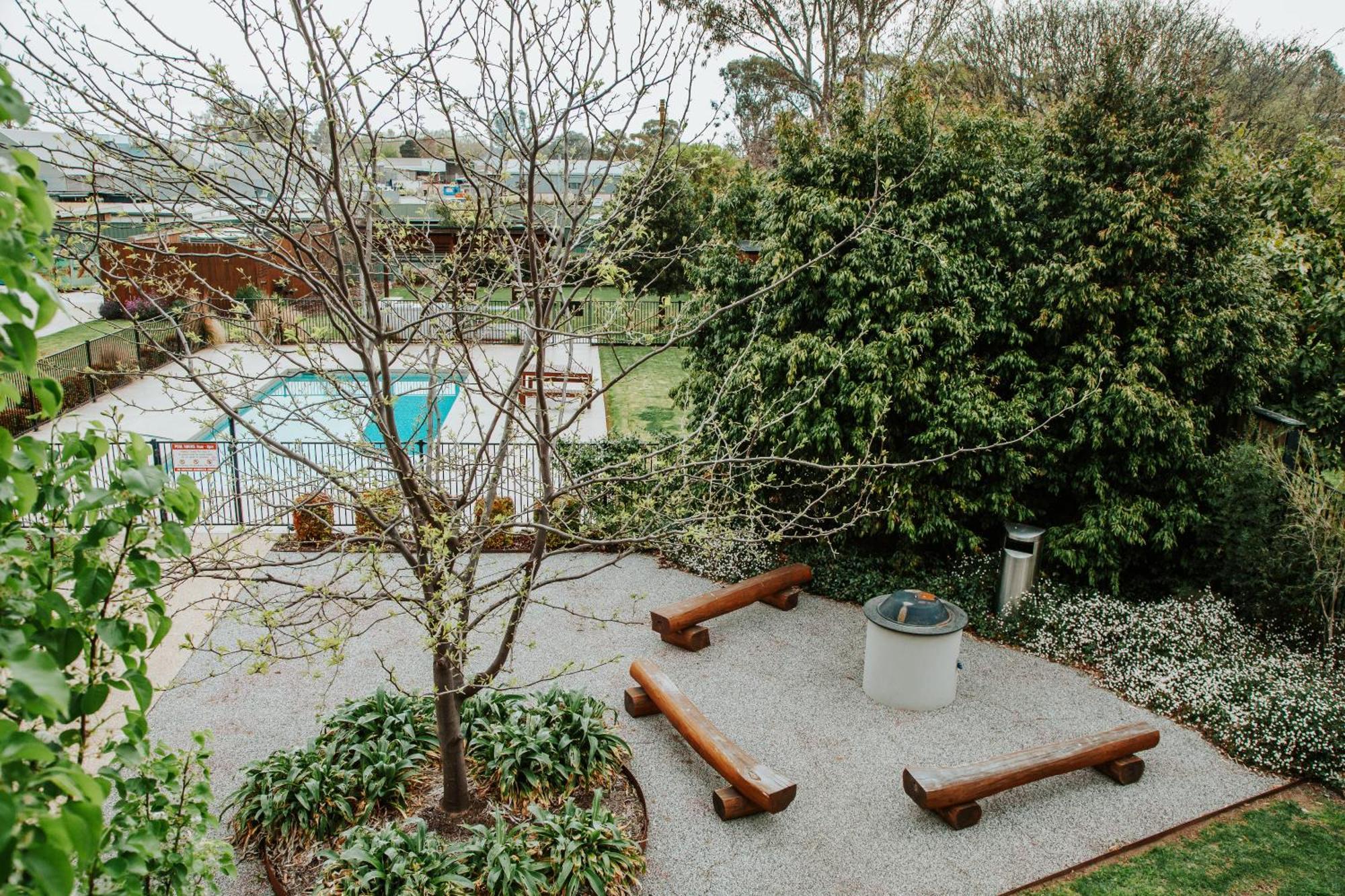 Nagambie Waterfront Motel Exterior photo